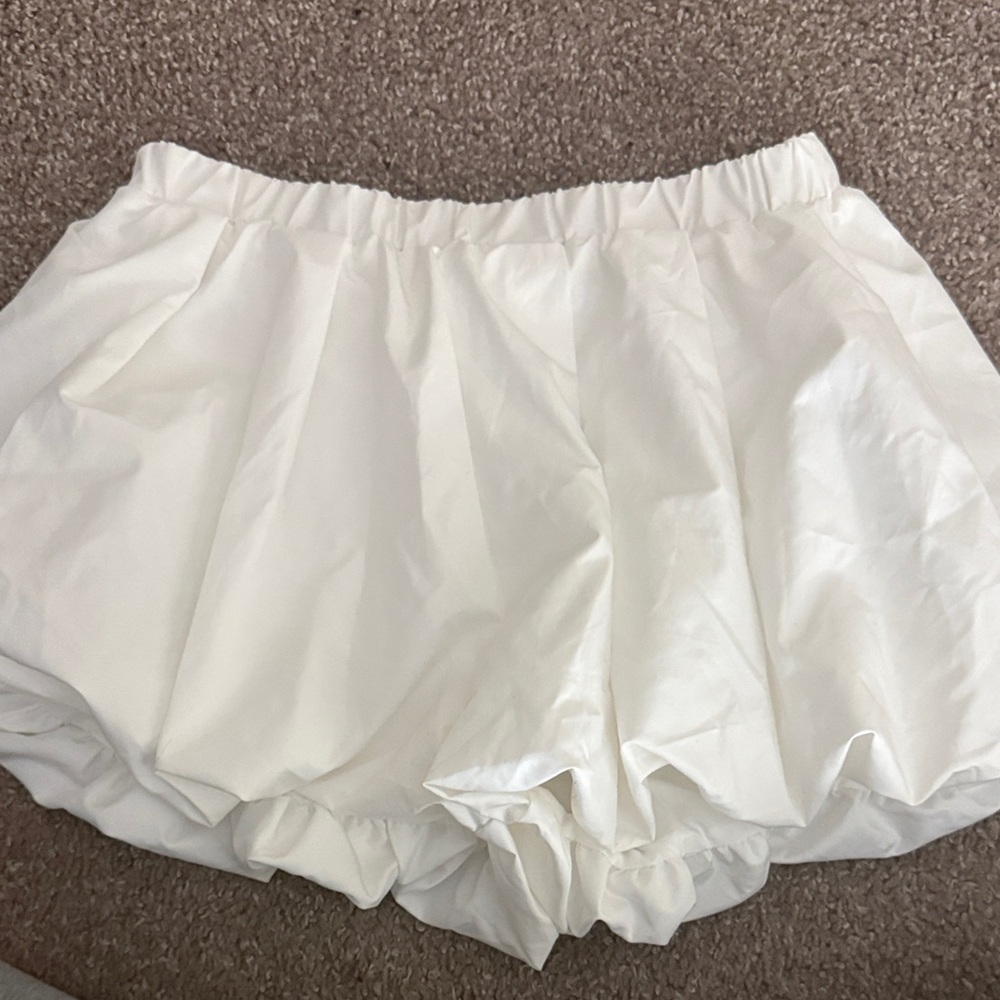 White Women's Shorts